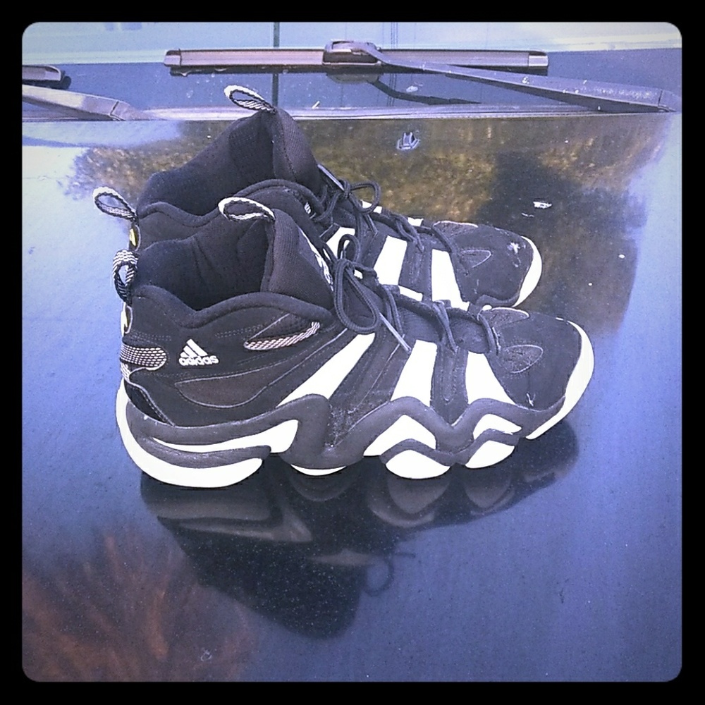 Kobe Crazy 8s